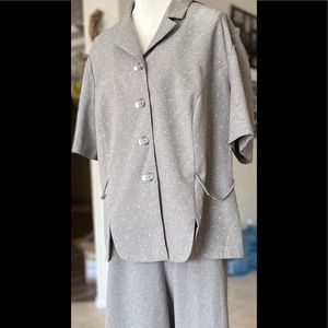 Perceptions Grey 2 piece 20W